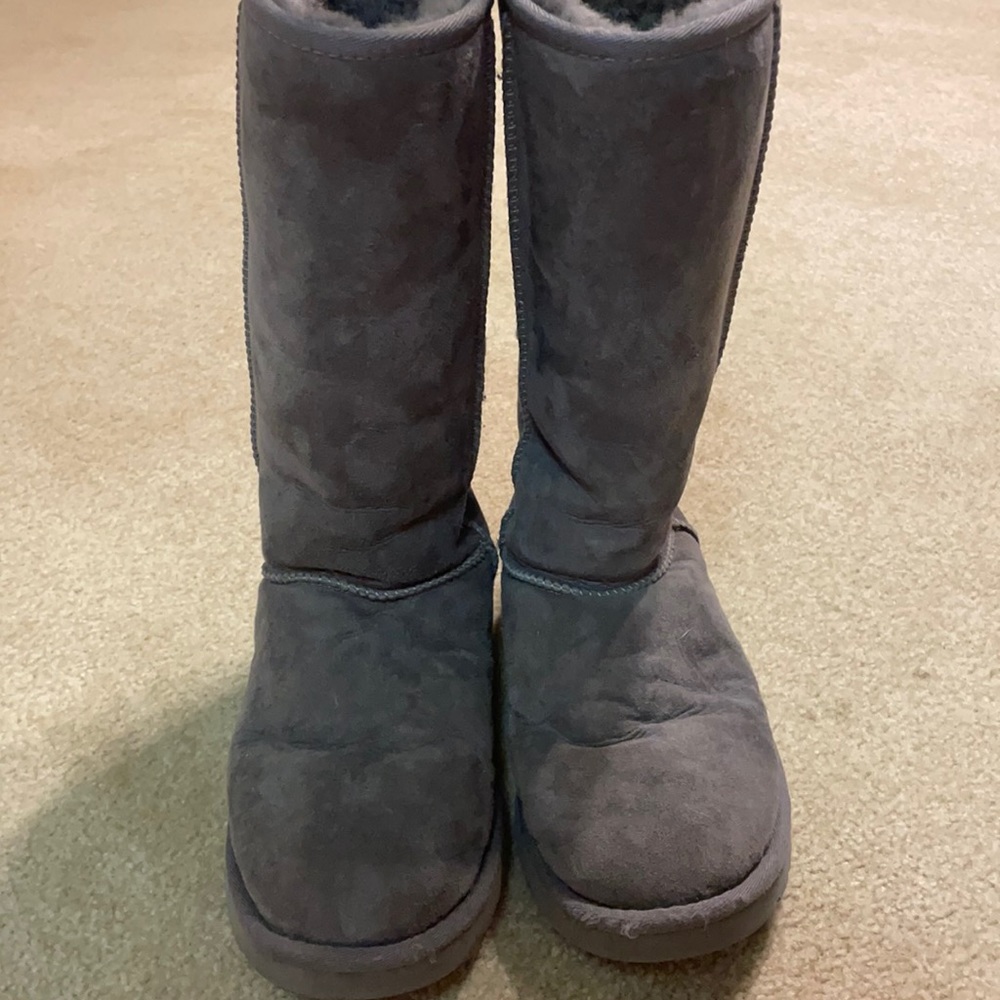 Grey Uggs